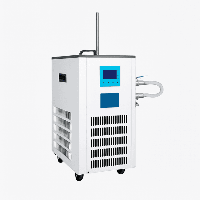 Refrigerated and Heating Circulator Bath