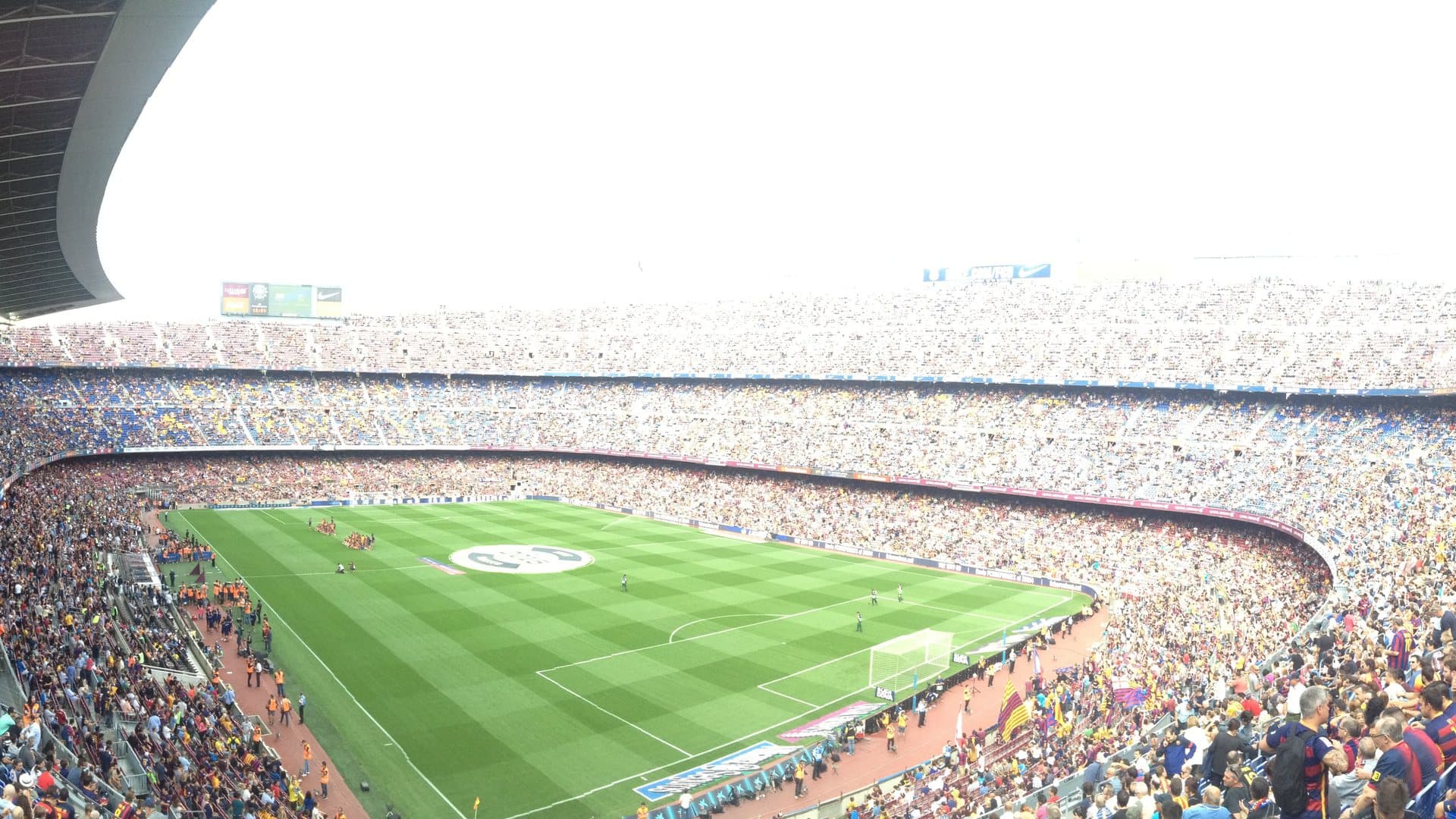 Sports & Entertainment