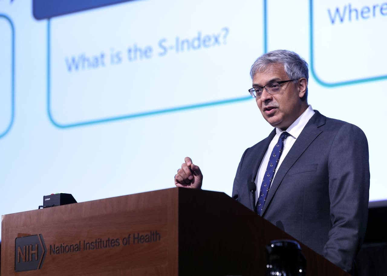 Dr. Jay Bhattacharya speaking at the NIH S-Index Innovation Event.